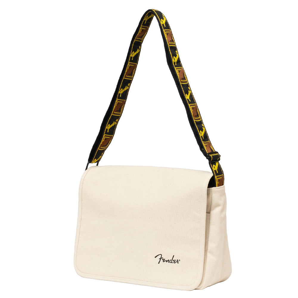 FENDER フェンダー (設立 80周年 ) - フラップショルダー / ホワイト / ショルダーバッグ 【公式 / オフィシャル】